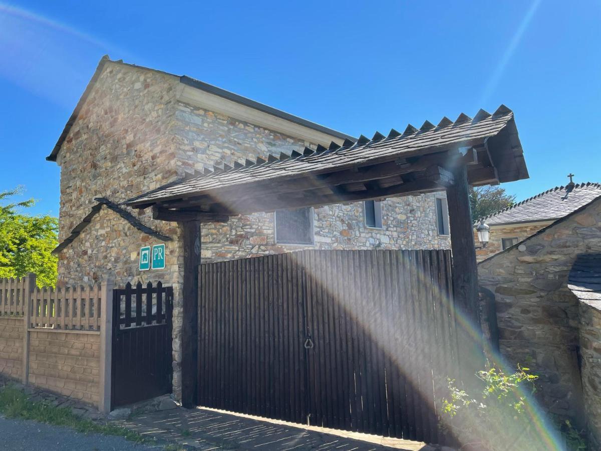 Pension Xacobe Cabreiros Exterior photo